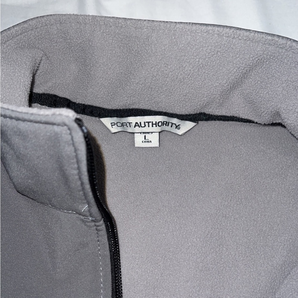 Zip up jacket - Picture 4 of 4